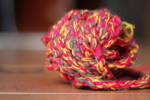knit_hand_labor_colored_colorful_textile